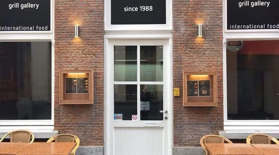 Voorgevel van Pita Alexandria in de Grote Pieter Potstraat in Antwerpen